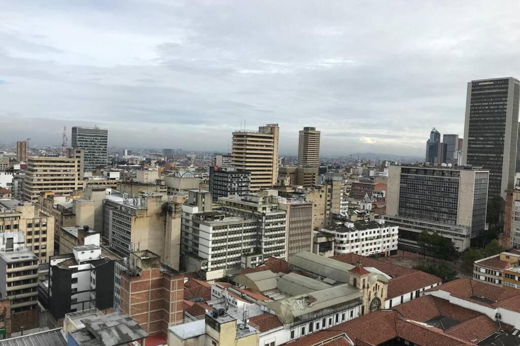 (1902A) - Apto en el Corazón de la Ciudad con Vista Única Bogotá Exterior foto